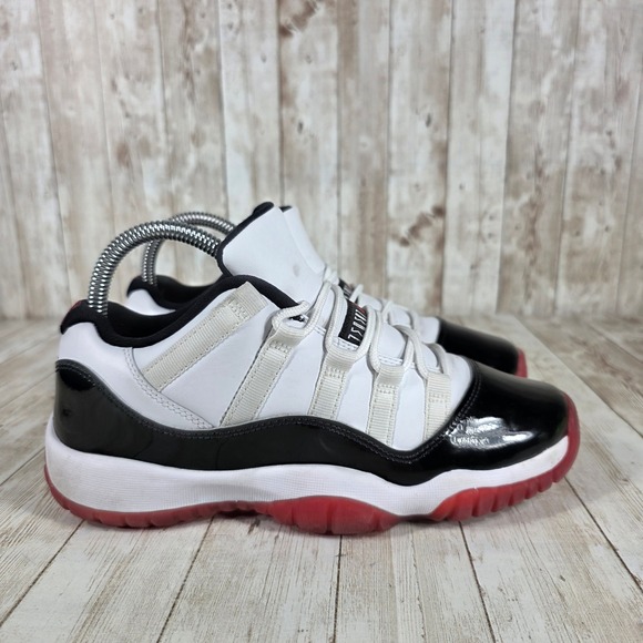 jordan 11 low concord sketch